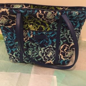Vera Bradley organizer tote